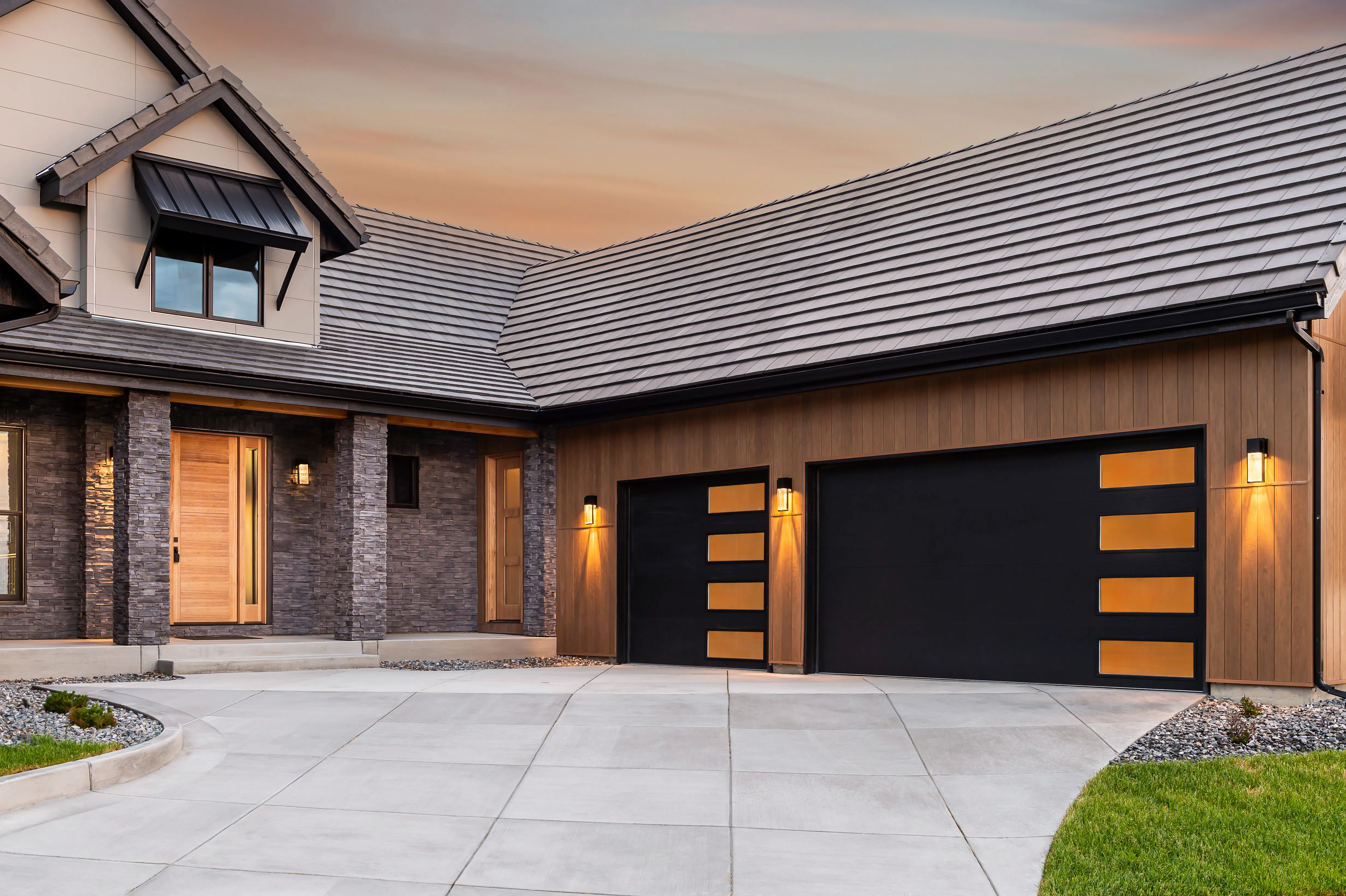 Dayton Door Sales, Inc. Modern Garage Doors Dayton OH